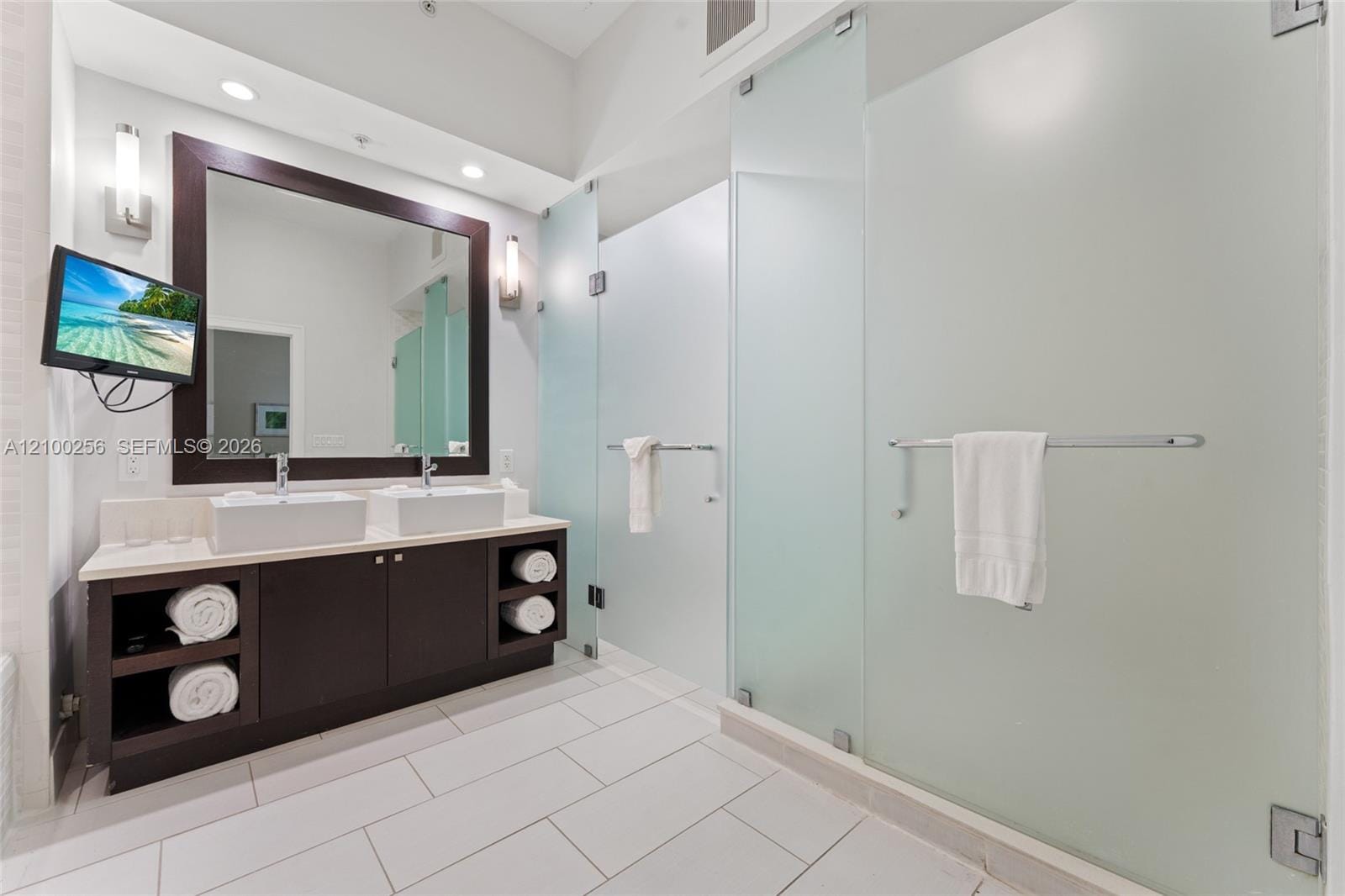 5300 NW 87th Avenue 408 — photo 10