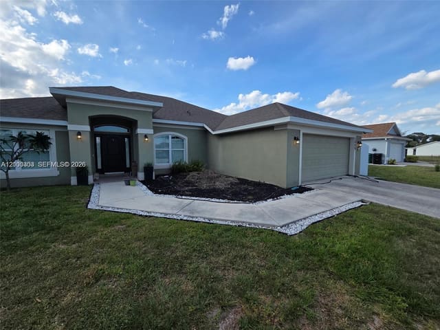 1005 SW Bay State Road, Port St. Lucie, FL 34953
