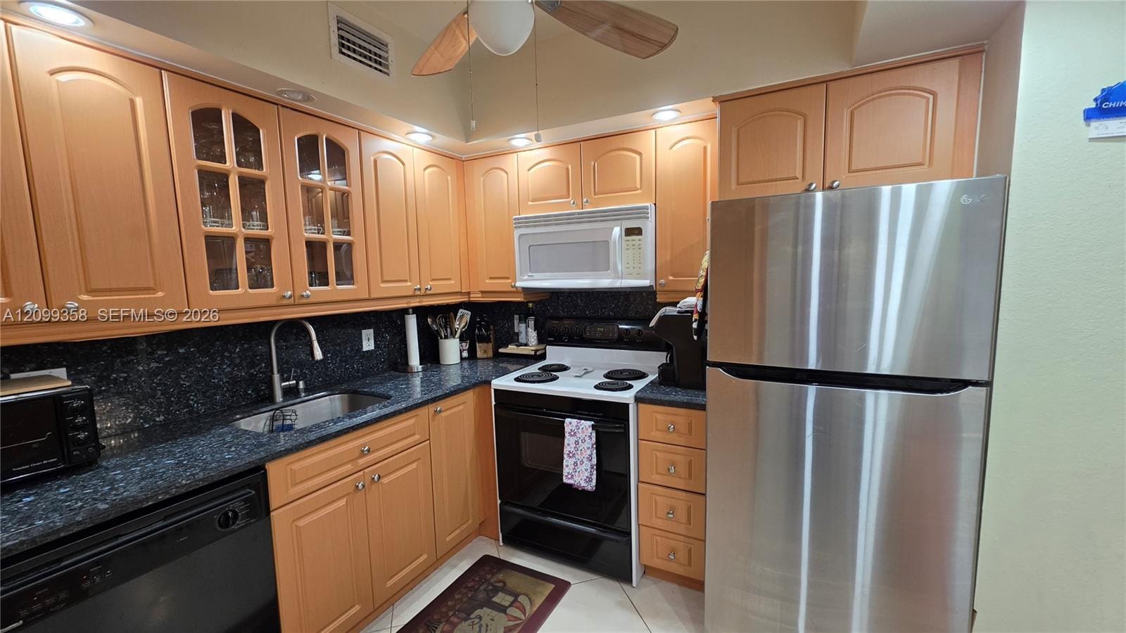 1980 S Ocean Drive 6G, Hallandale Beach, FL 33009 photo 2