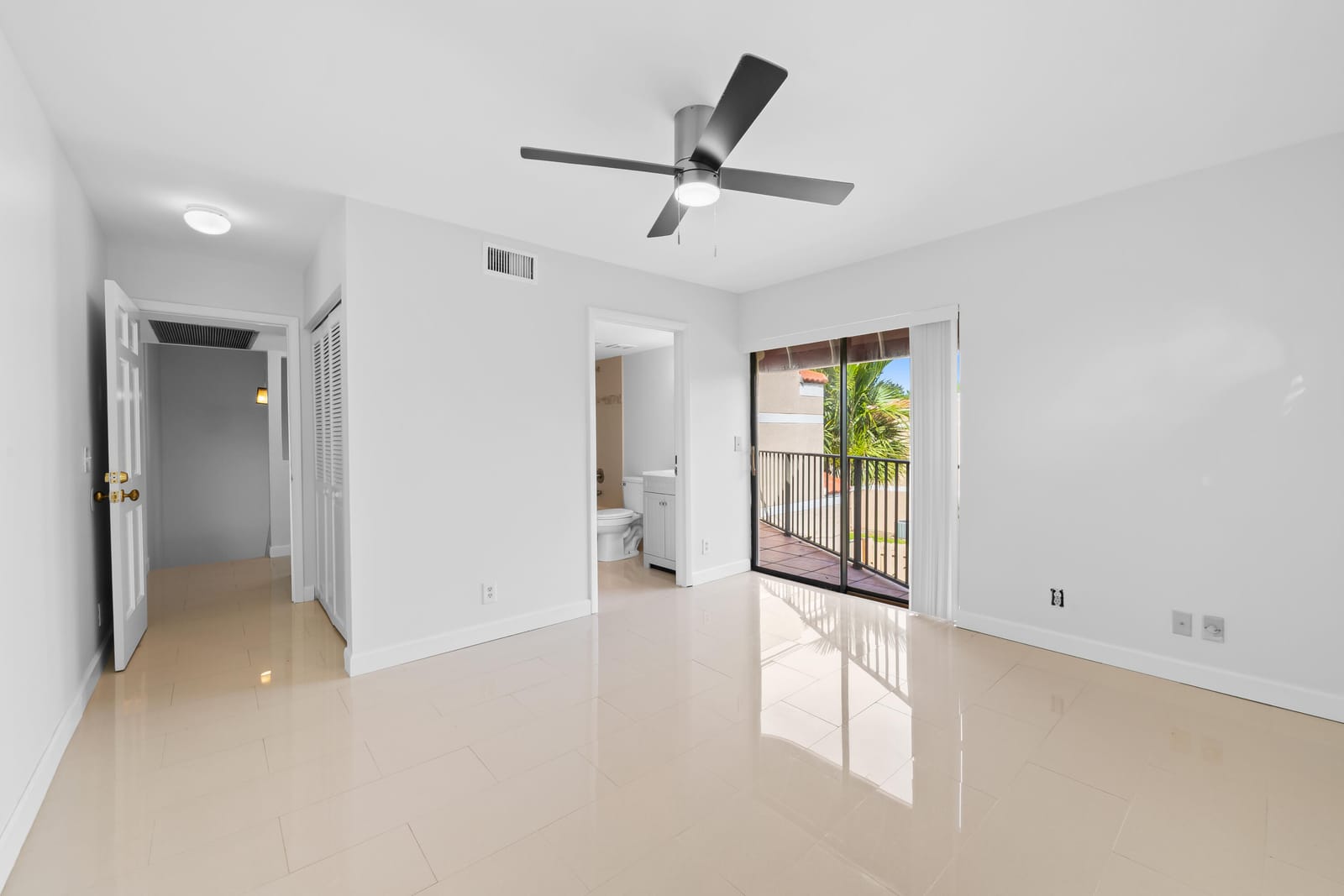 3770 VILLAGE Drive B, Delray Beach, FL 33445 photo 15