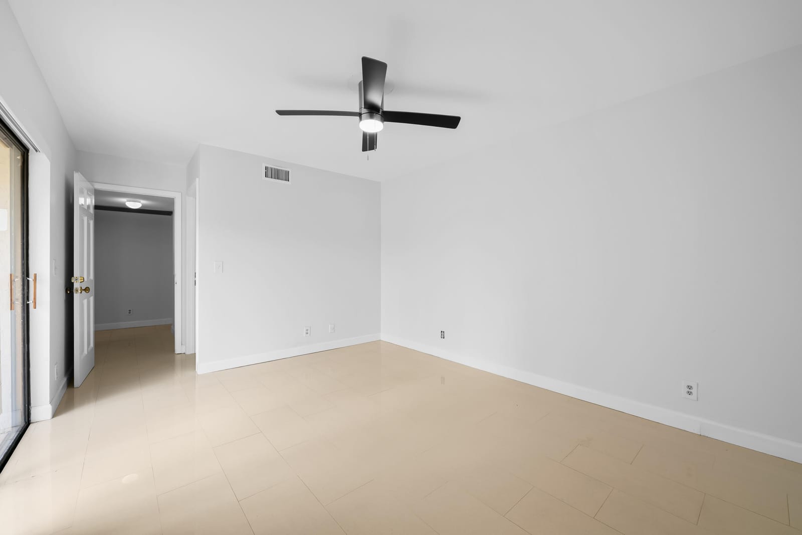 3770 VILLAGE Drive B, Delray Beach, FL 33445 photo 19