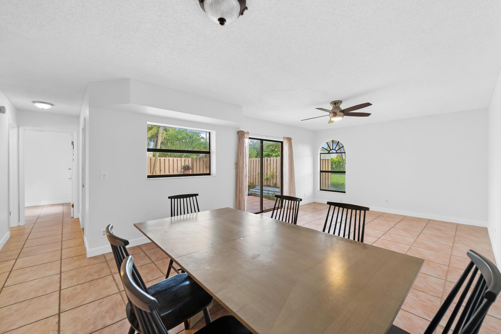 3770 VILLAGE Drive B — photo 5