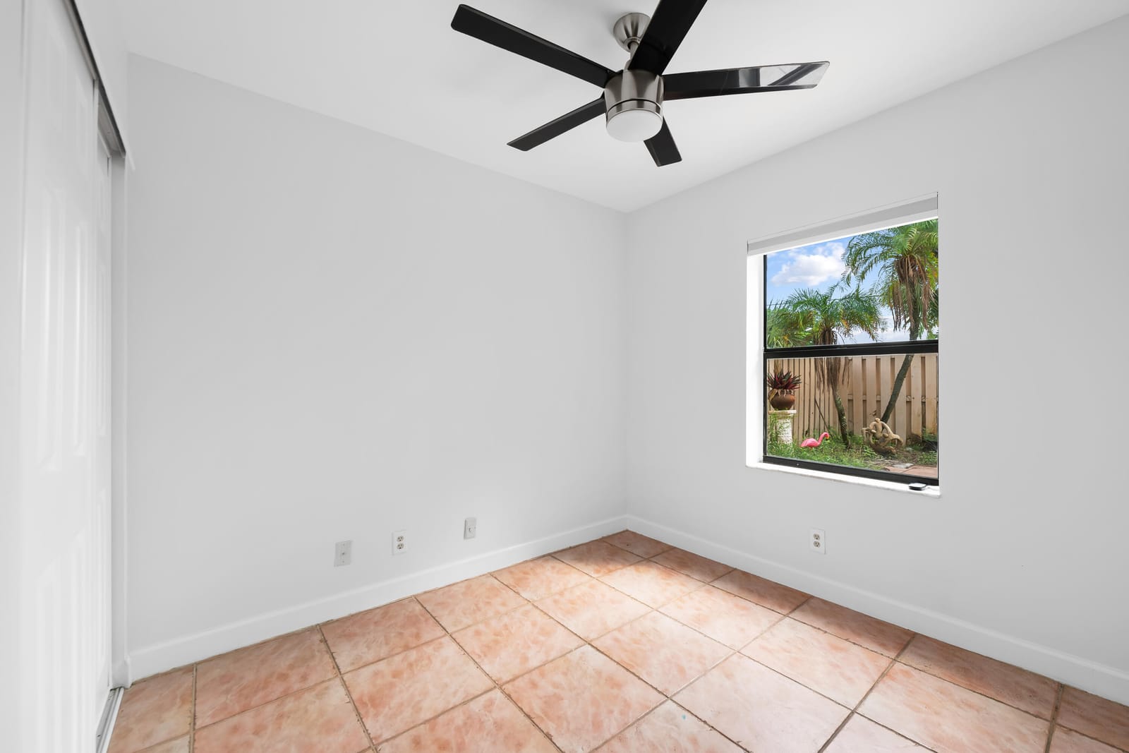 3770 VILLAGE Drive B — photo 10