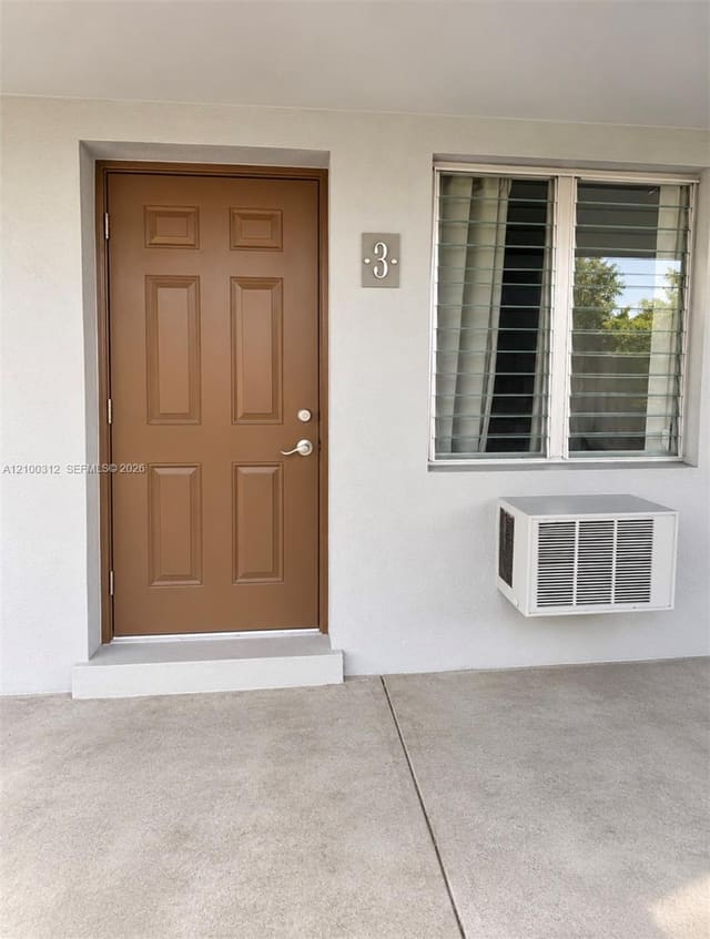 401 NW 43rd Court 3, Oakland Park, FL 33309