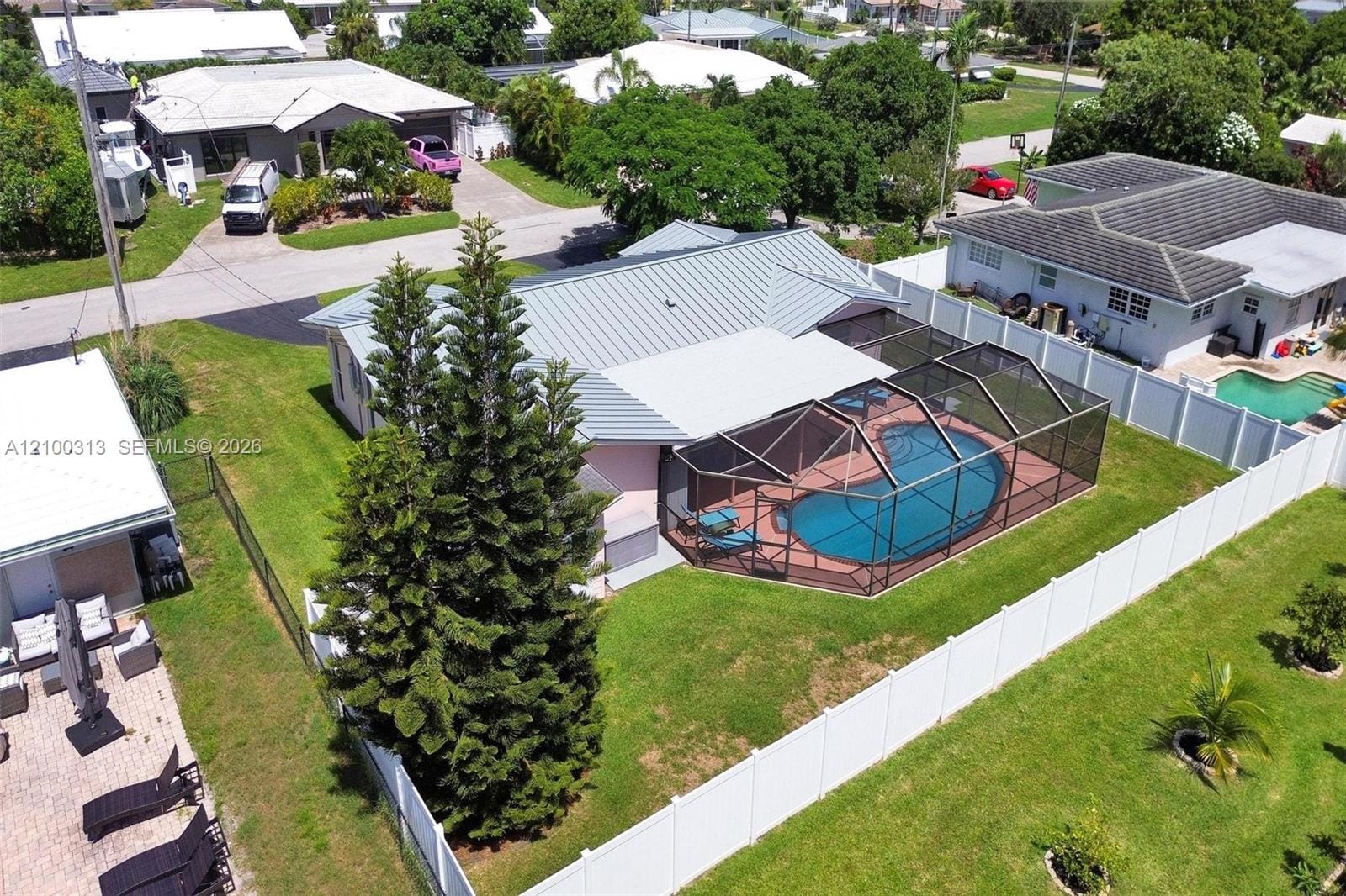 1014 SE 14th Avenue, Deerfield Beach, FL 33441 photo 3