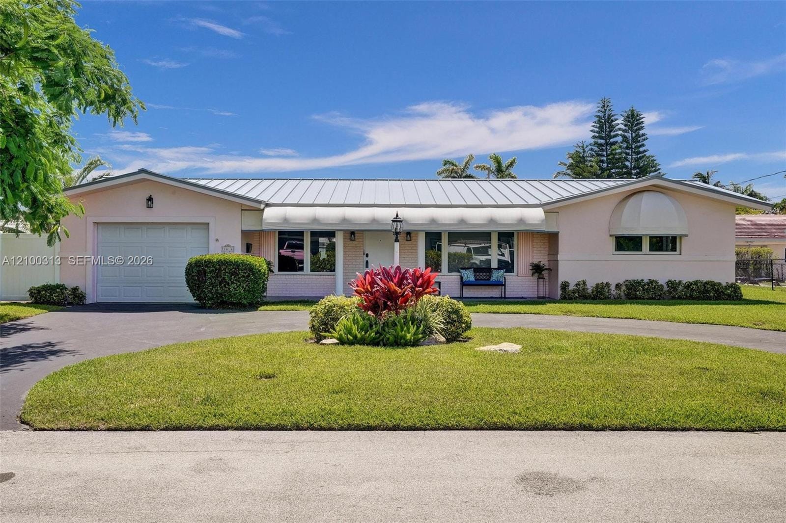 1014 SE 14th Avenue, Deerfield Beach, FL 33441