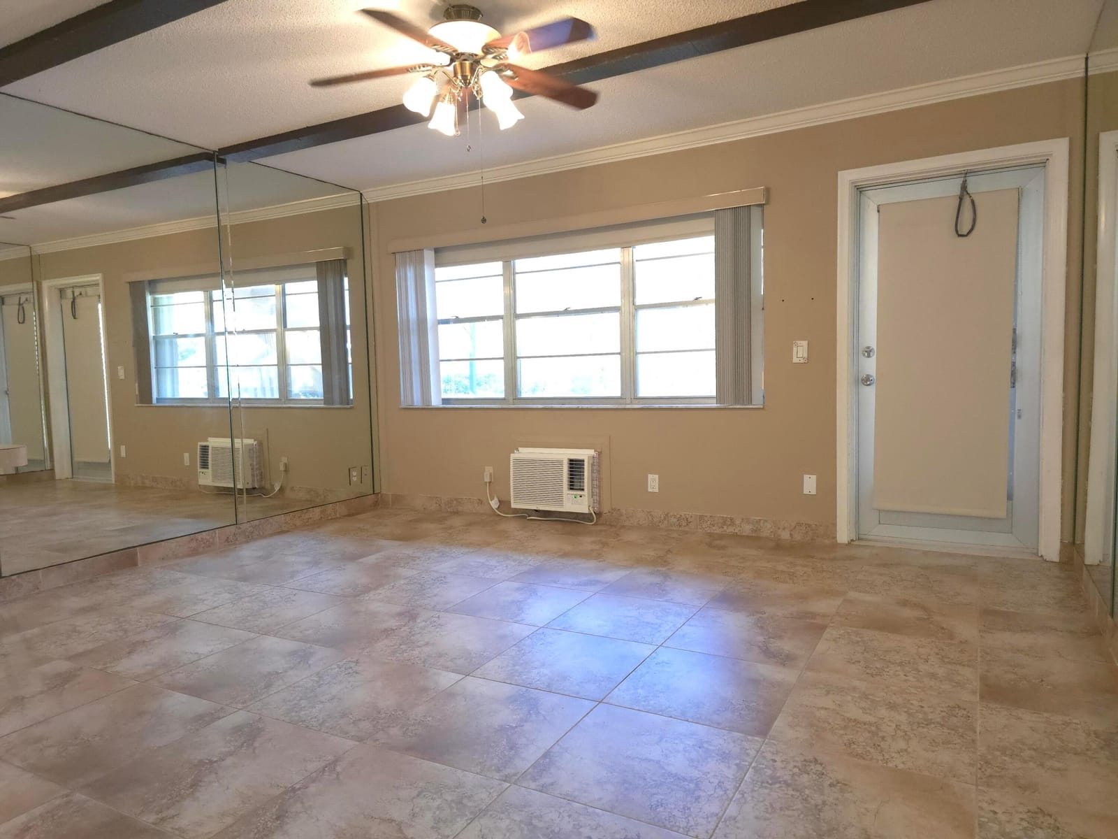 57 CAMDEN C — photo 2