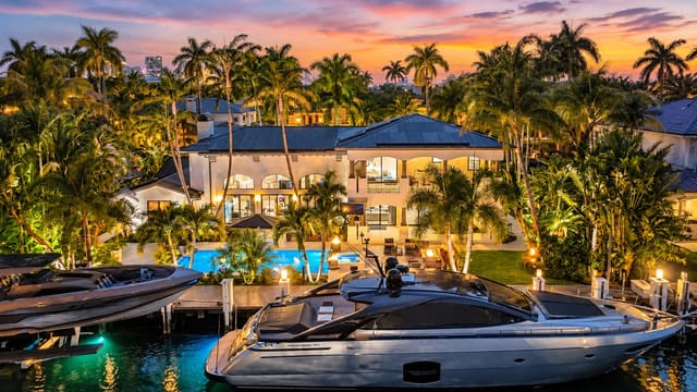 210 NURMI Drive, Fort Lauderdale, FL 33301