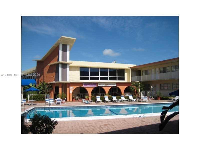 26 Diplomat Parkway 2356, Hallandale Beach, FL 33009