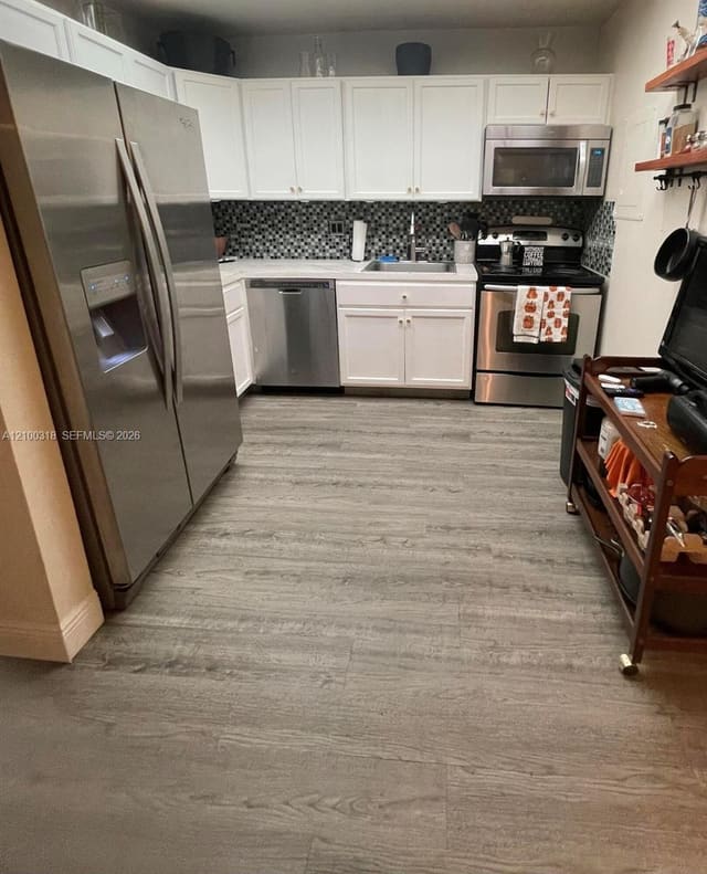 7100 NW 17th Street 421, Plantation, FL 33313