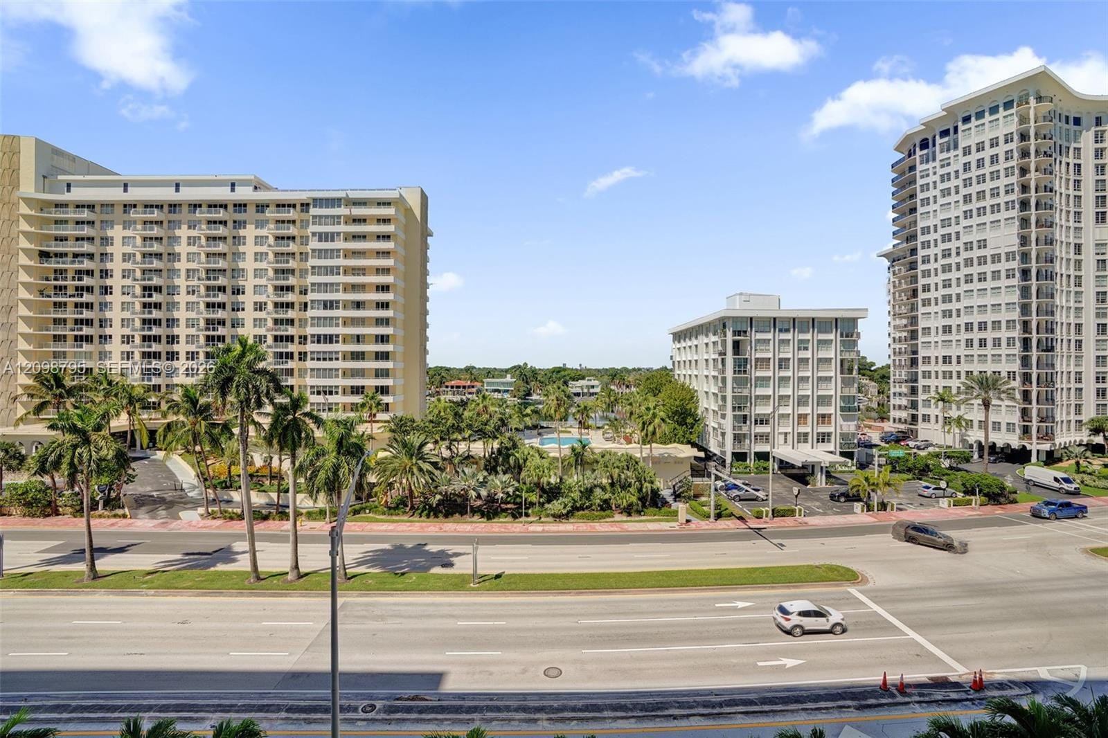 5601 Collins Avenue 620, Miami Beach, FL 33140 photo 1