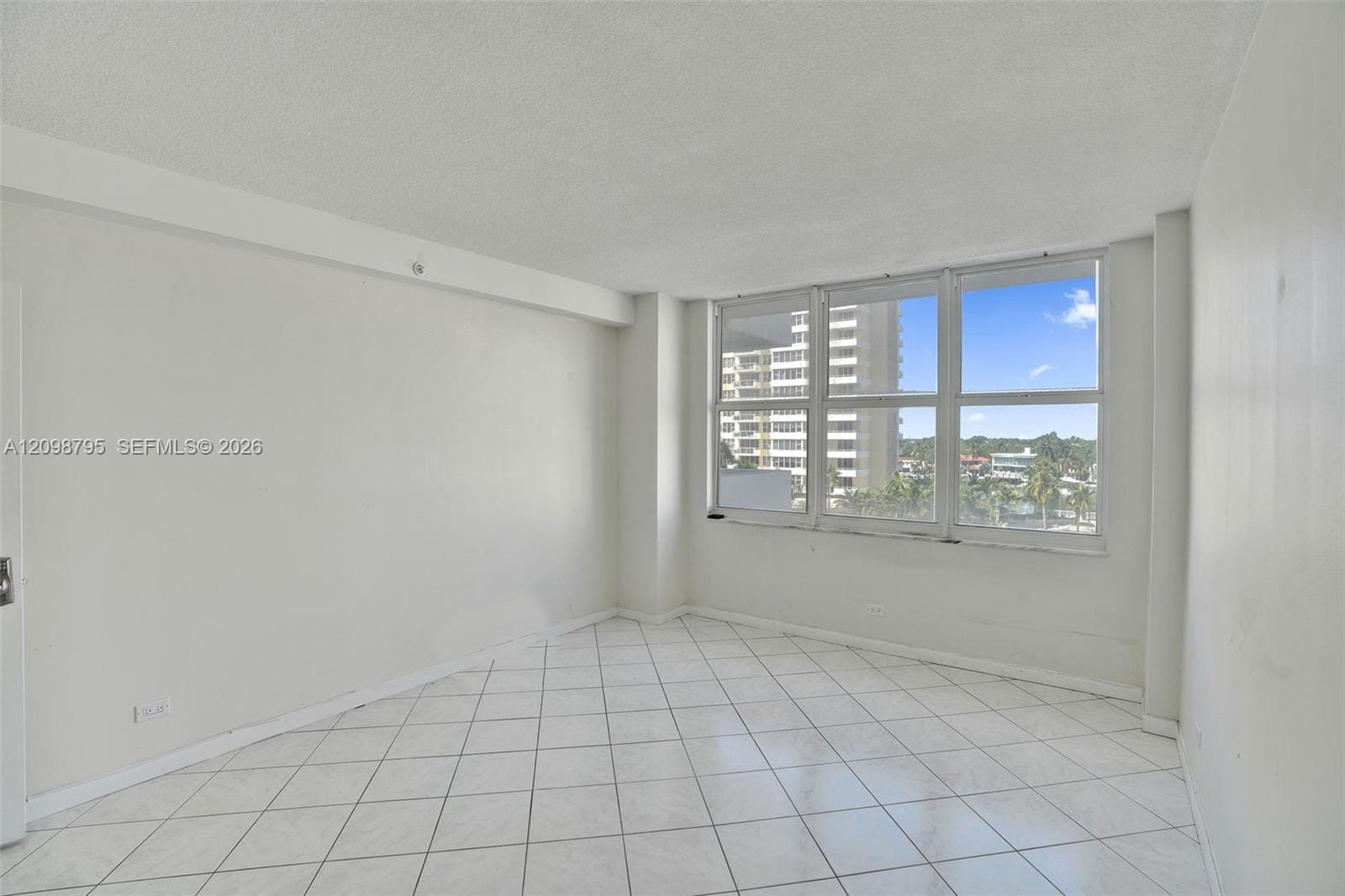 5601 Collins Avenue 620, Miami Beach, FL 33140 photo 16
