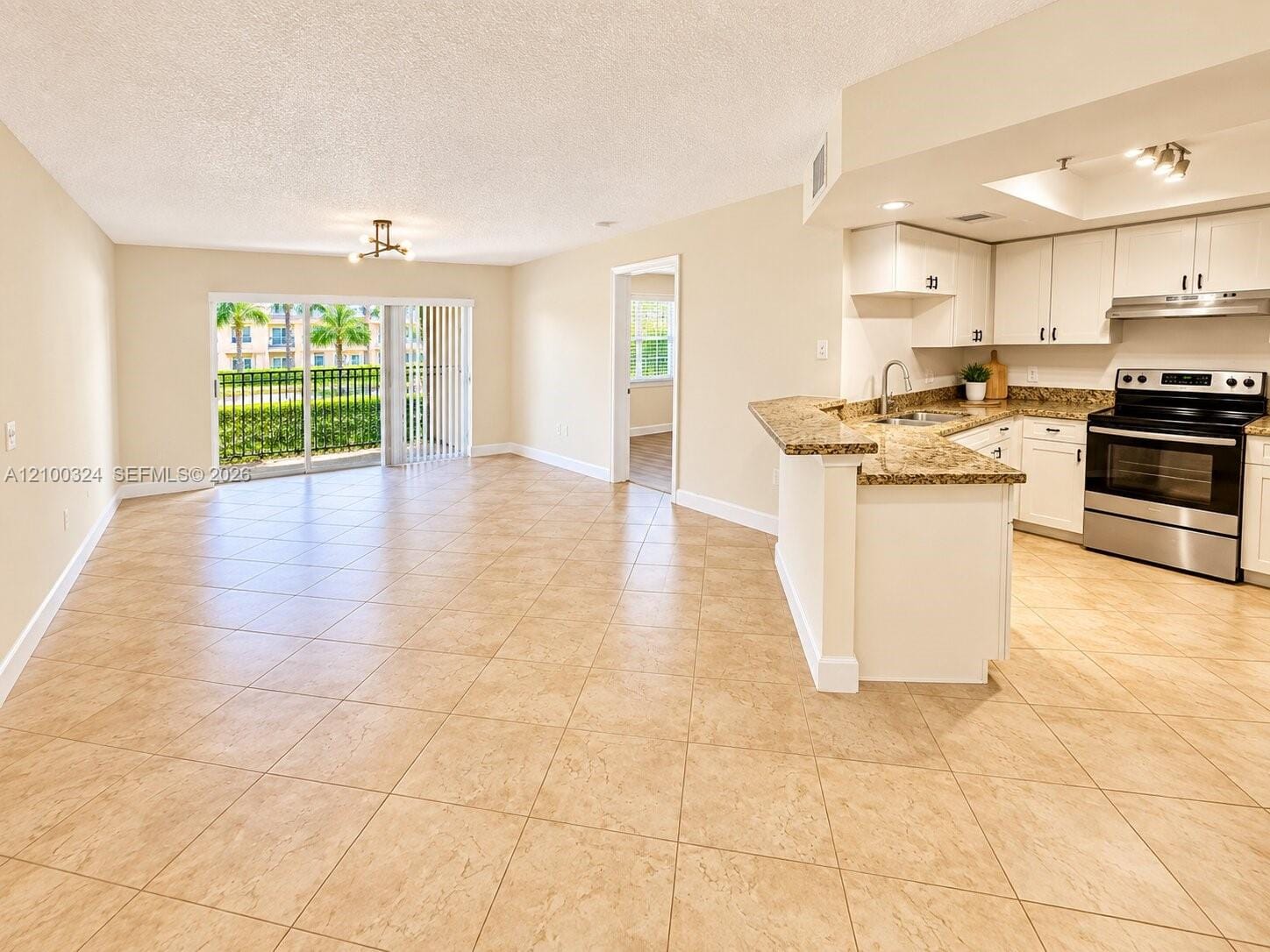 2009 SE 10th Avenue 302, Fort Lauderdale, FL 33316 photo 2