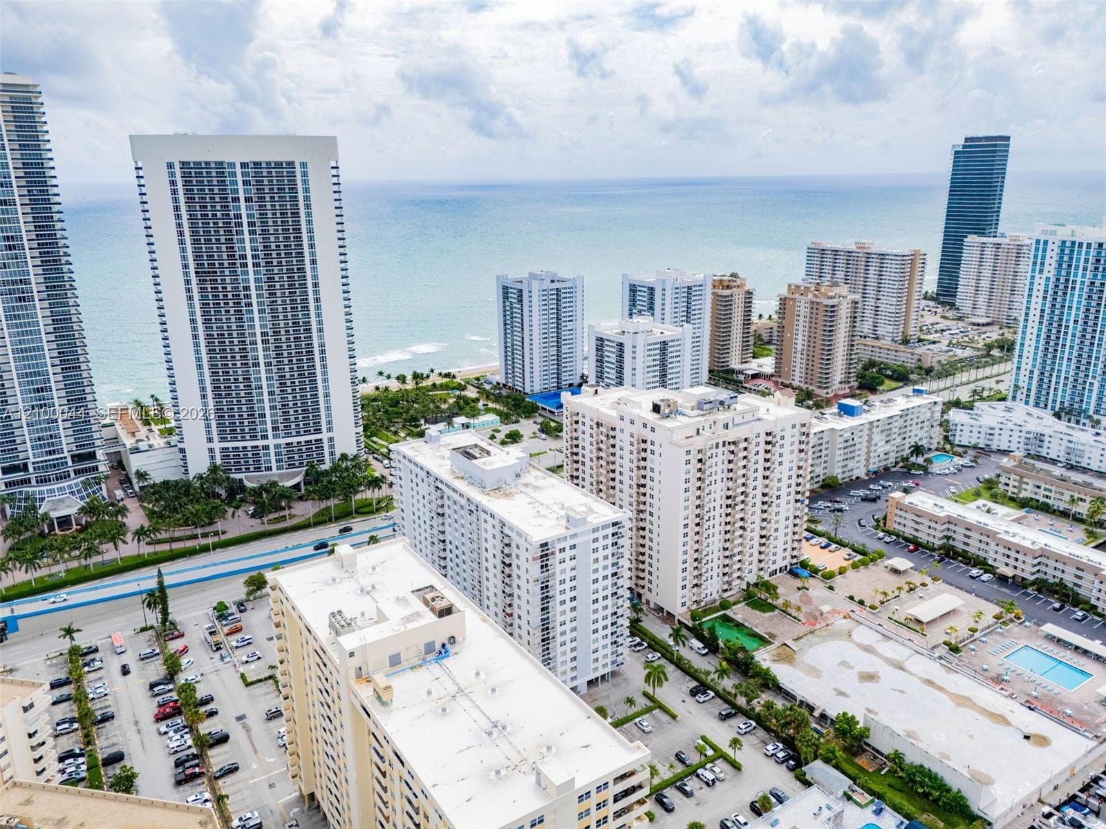 1849 S Ocean Drive 1606, Hallandale Beach, FL 33009