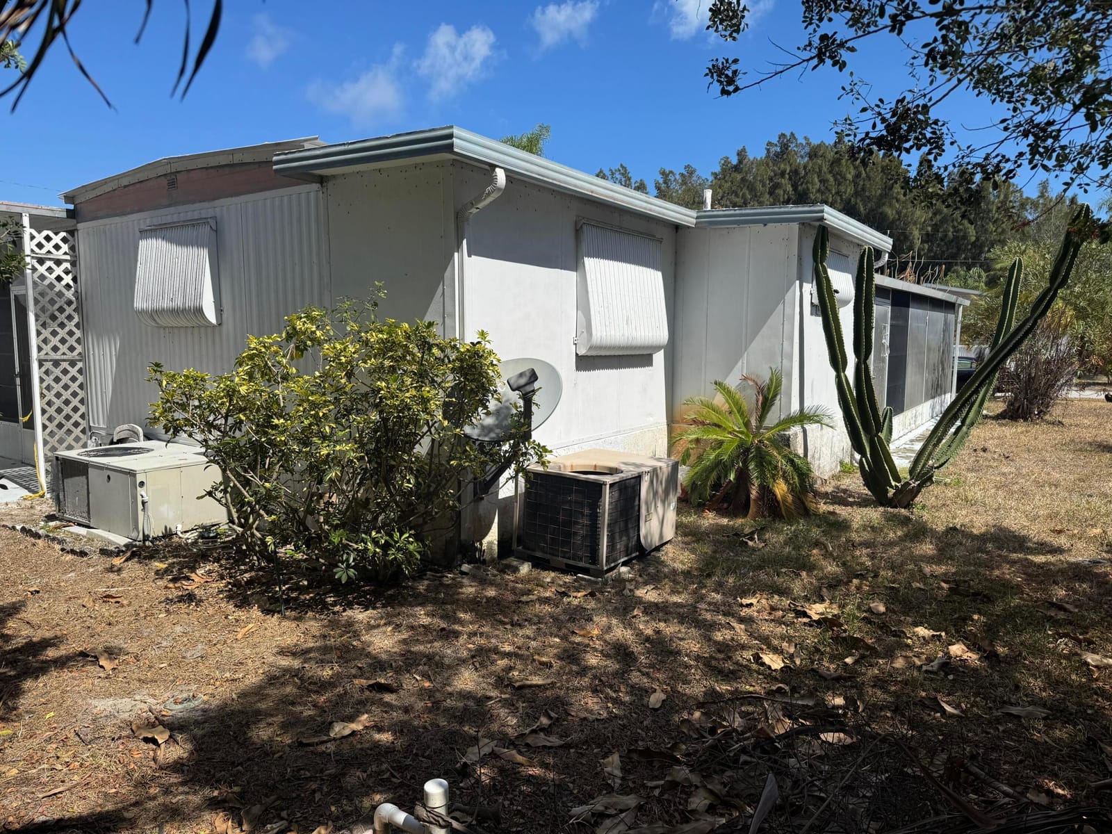 8072 SE SKYLARK Avenue, Hobe Sound, FL 33455 photo 3