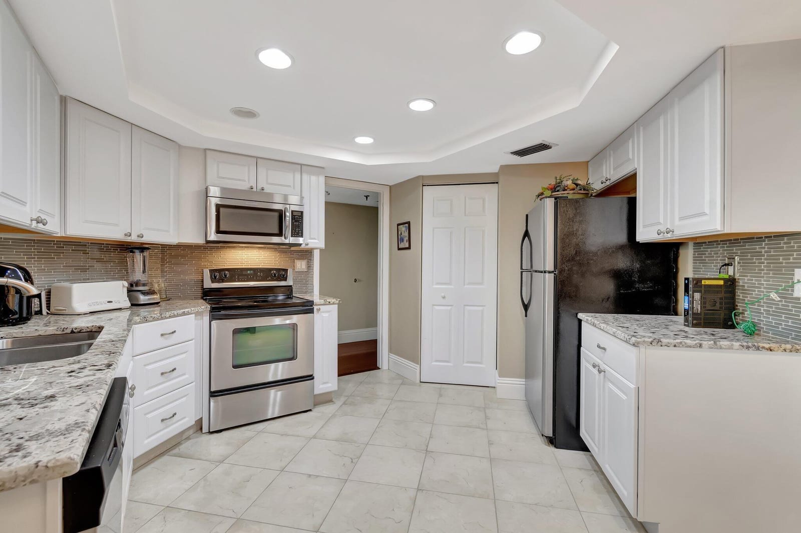 6372 LA COSTA Drive 504, Boca Raton, FL 33433