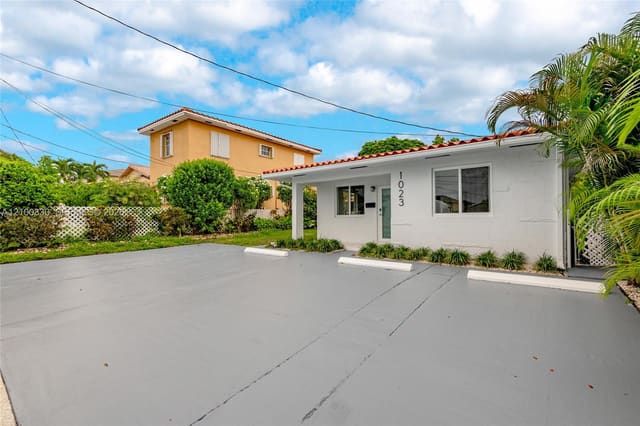 1023 SW 11th Street 1023, Miami, FL 33129