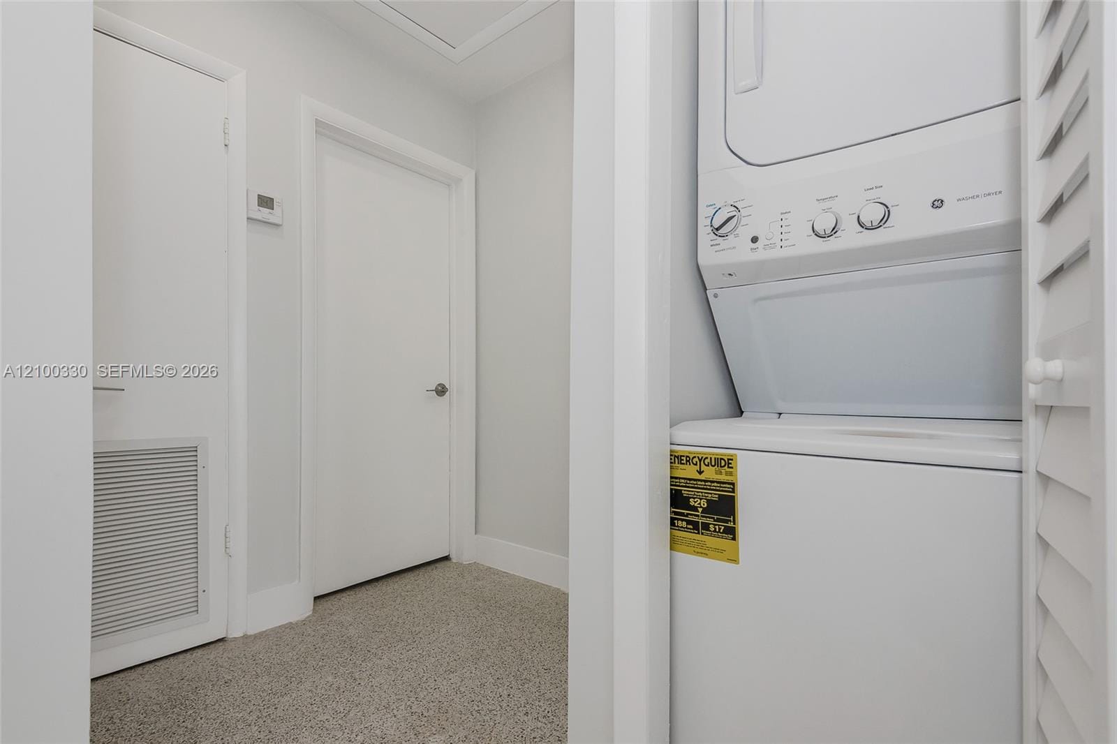 1023 SW 11th Street 1023 — photo 12