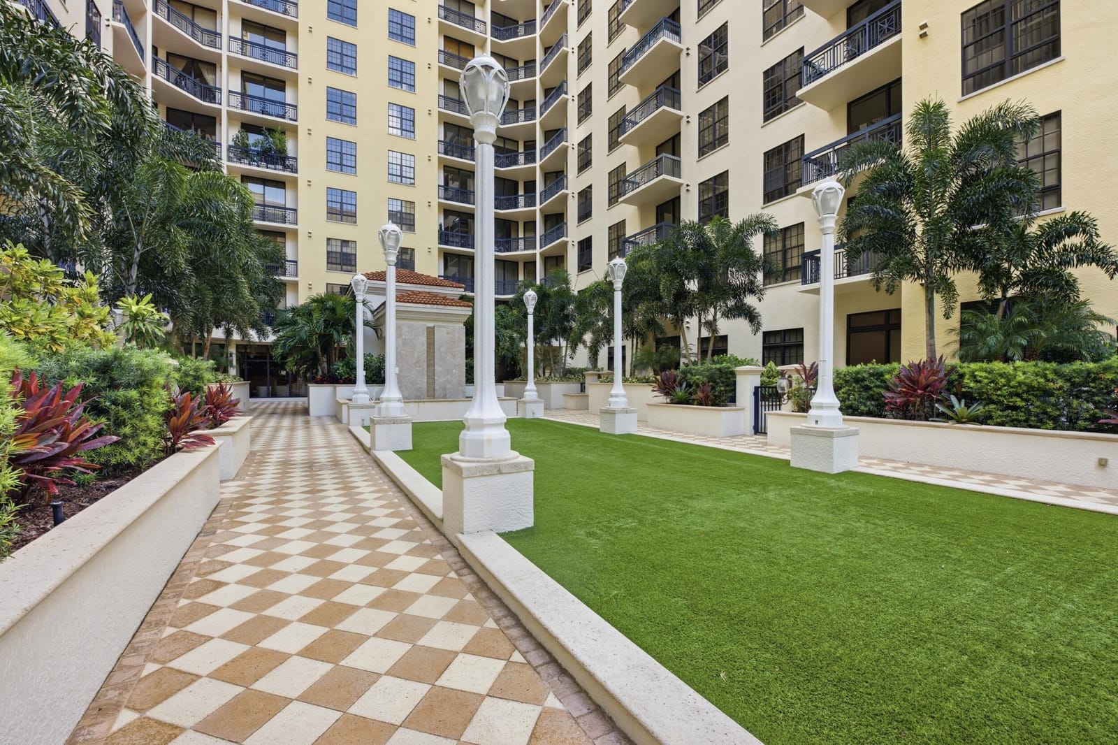 701 S OLIVE Avenue 216, West Palm Beach, FL 33401 photo 3