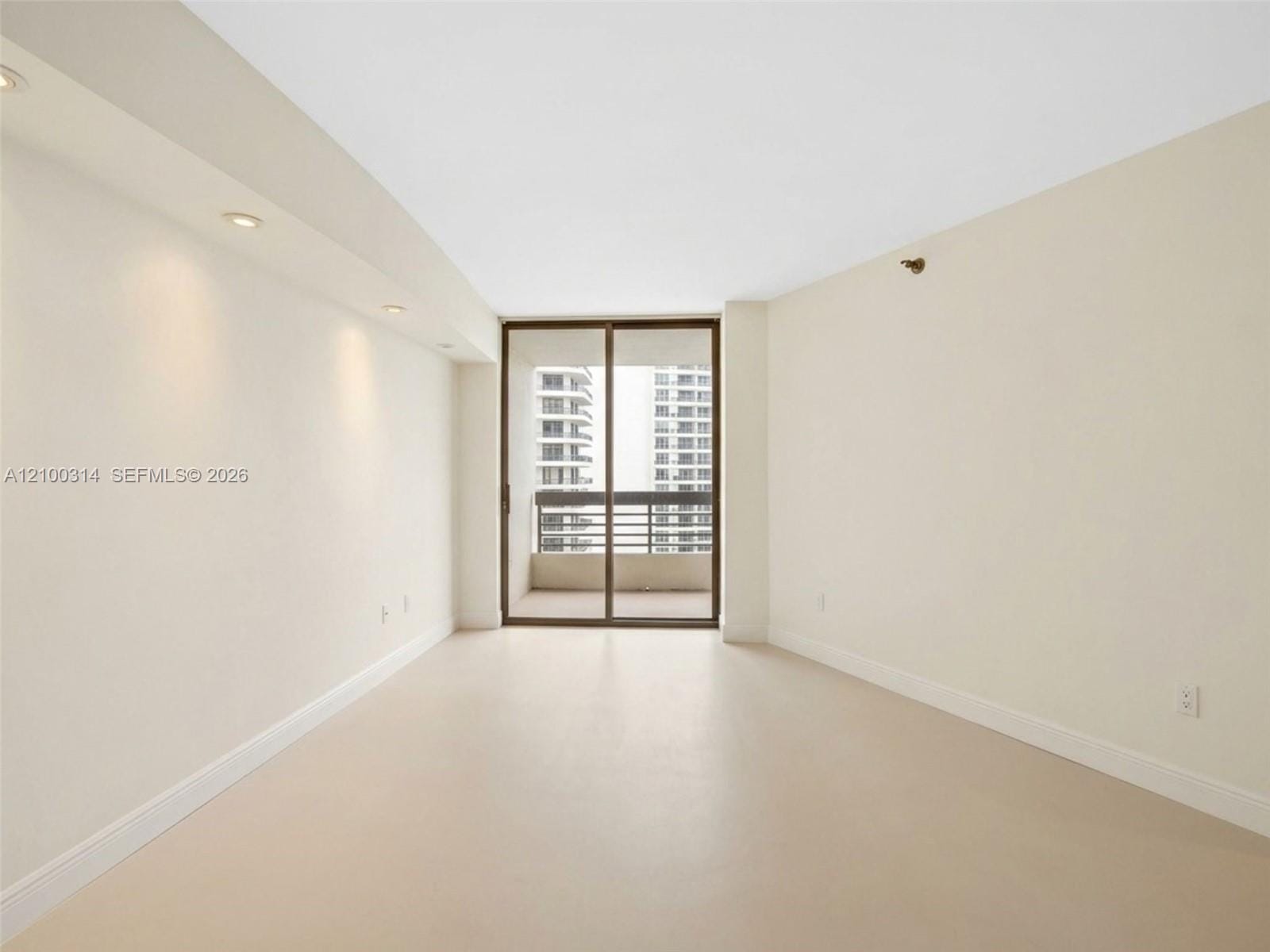 19195 NE 36 Ct Mystic Pointe Drive 1704 — photo 4