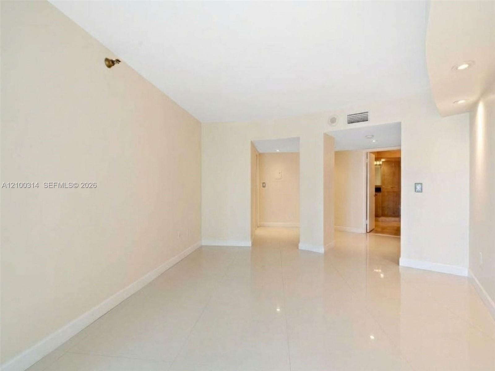 19195 NE 36 Ct Mystic Pointe Drive 1704 — photo 6