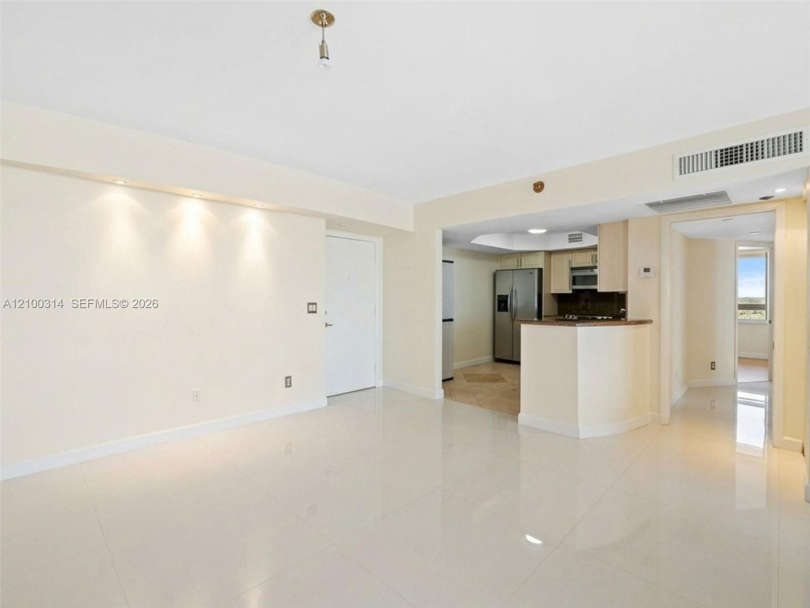 19195 NE 36 Ct Mystic Pointe Drive 1704 — photo 9