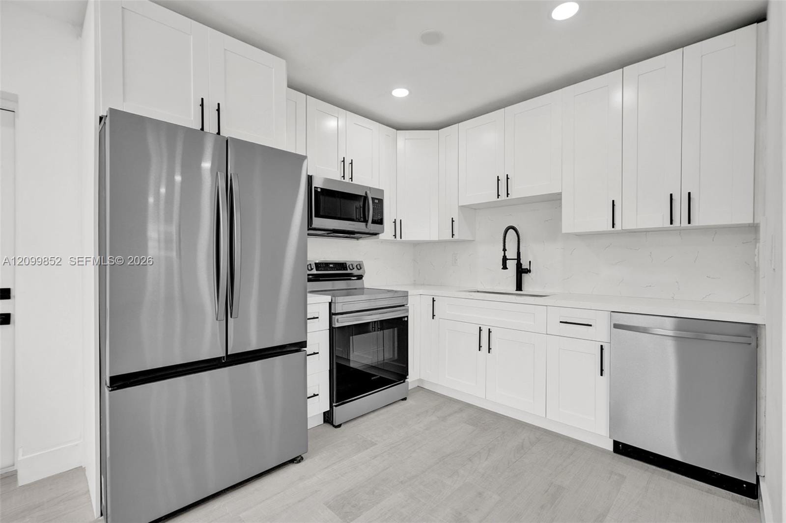 16911 NE 6th Avenue, North Miami Beach, FL 33162 photo 19