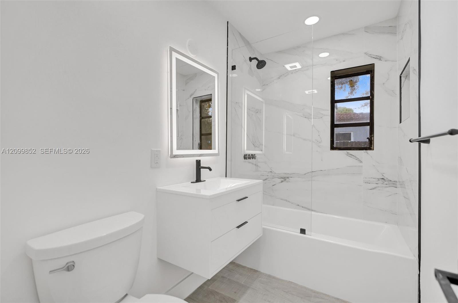 16911 NE 6th Avenue, North Miami Beach, FL 33162 photo 27