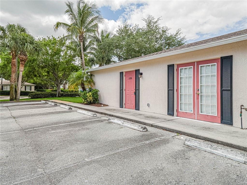 528 13th Place 528, Vero Beach, FL 32960 photo 3