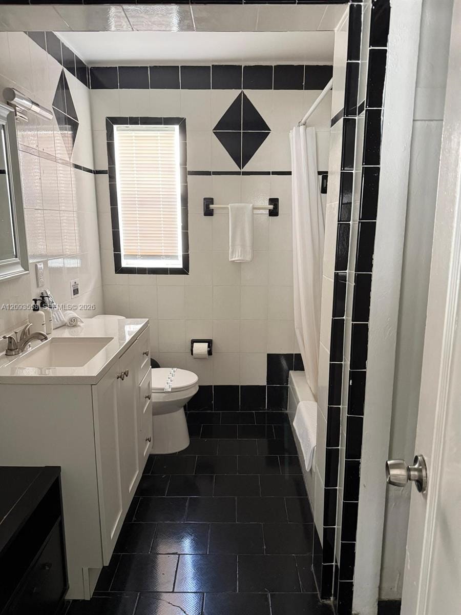 7611 Harding Avenue 2, Miami Beach, FL 33141 photo 12