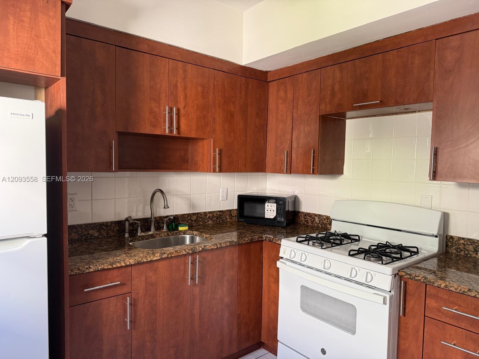 7611 Harding Avenue 2, Miami Beach, FL 33141 photo 8