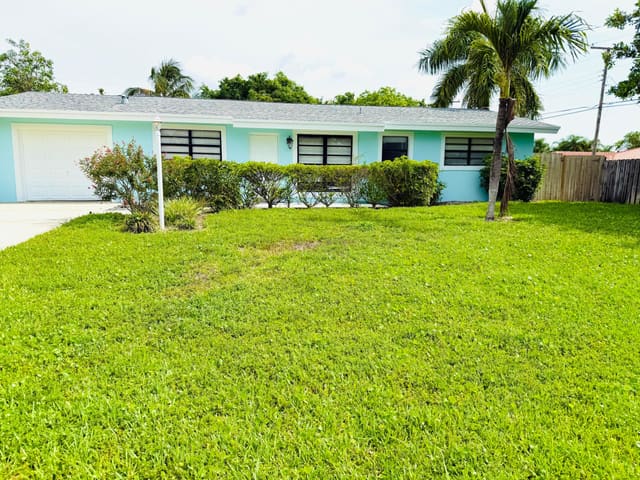 477 NE 35TH Street, Boca Raton, FL 33431