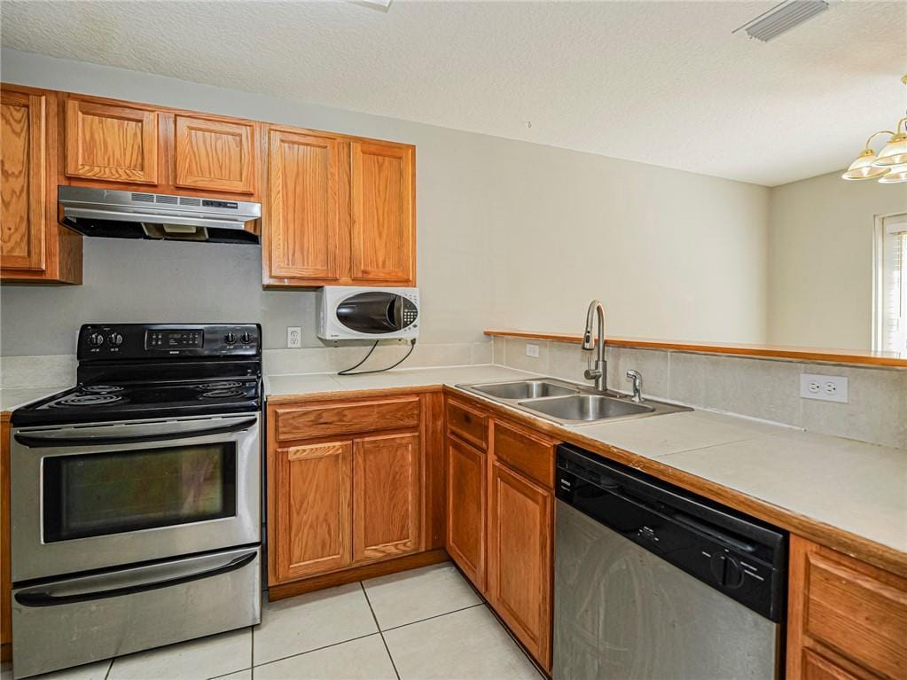 528 13TH Place 528, Vero Beach, FL 32960 photo 14