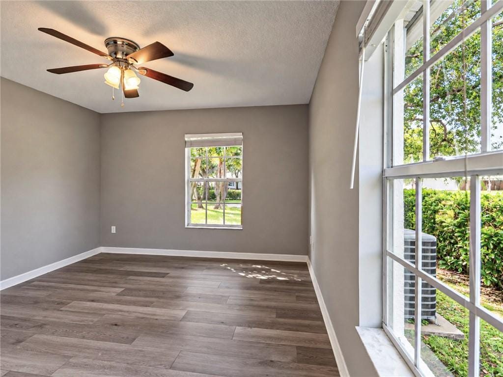 528 13TH Place 528, Vero Beach, FL 32960 photo 27