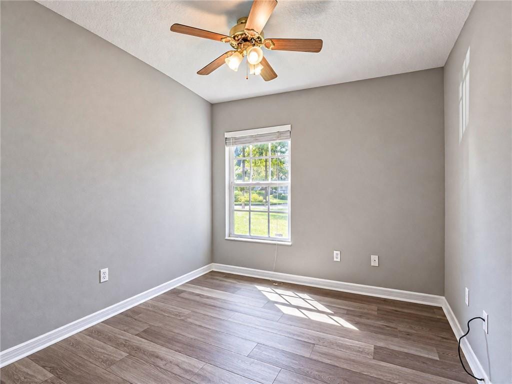 528 13TH Place 528, Vero Beach, FL 32960 photo 29