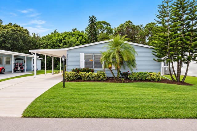 3225 Columbrina Circle, Port St. Lucie, FL 34952