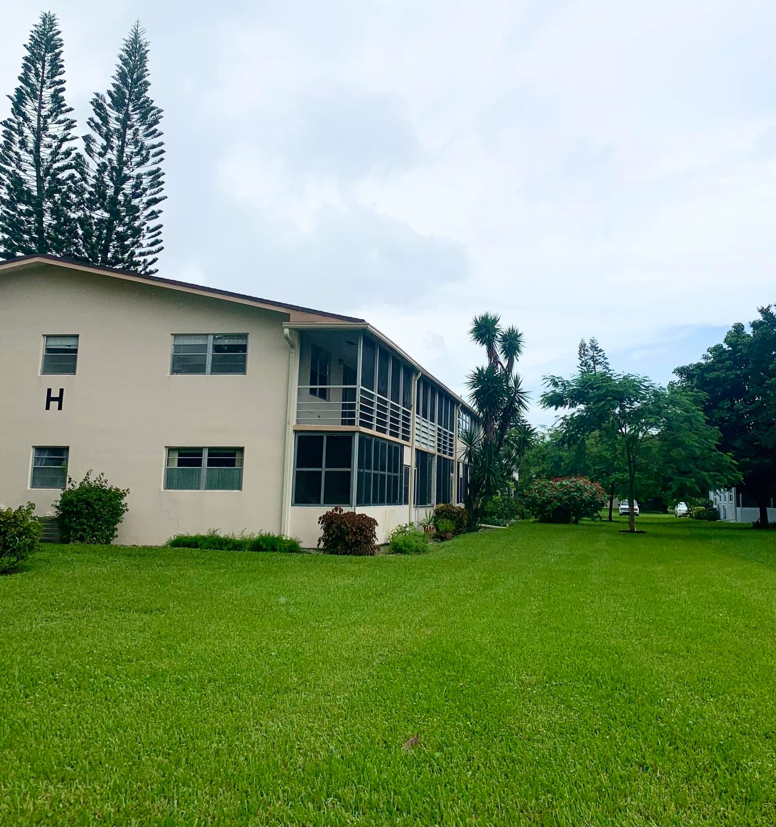 185 Canterbury H, West Palm Beach, FL 33417 photo 28