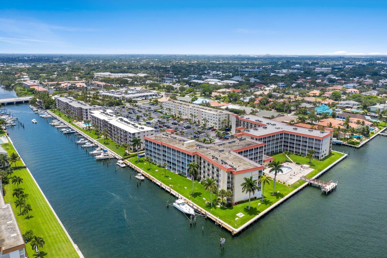 100 PARADISE HARBOUR Boulevard 202, North Palm Beach, FL 33408 photo 14