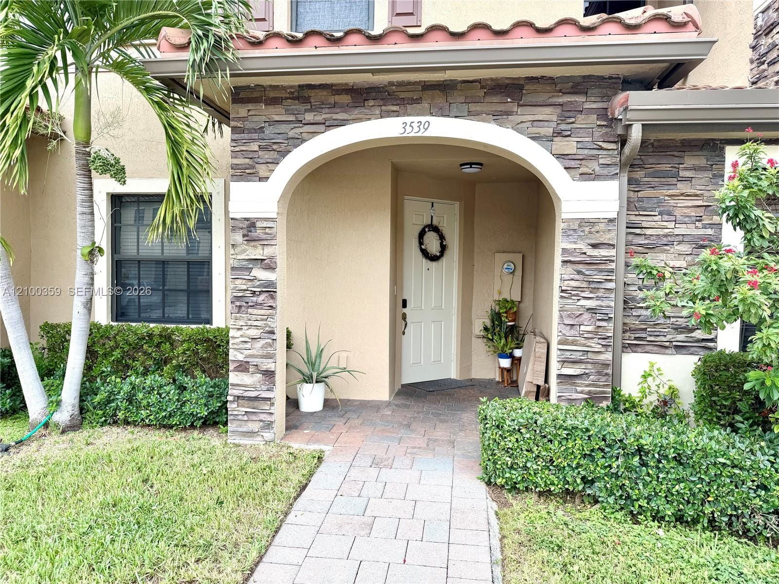 3539 W 89th Place 3539, Hialeah, FL 33018 photo 2