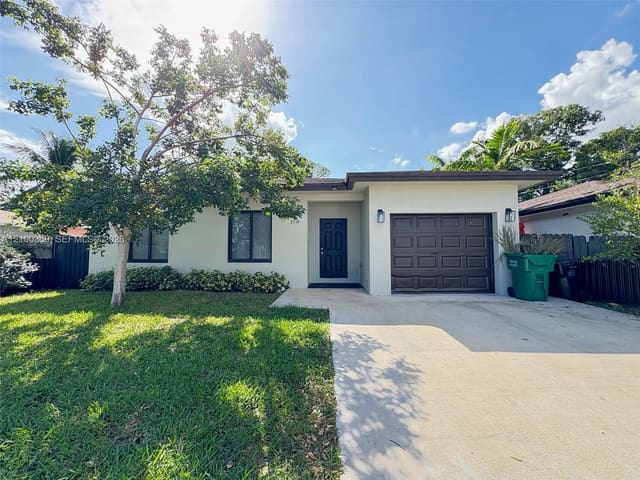 2518 NW 9th Place, Fort Lauderdale, FL 33311