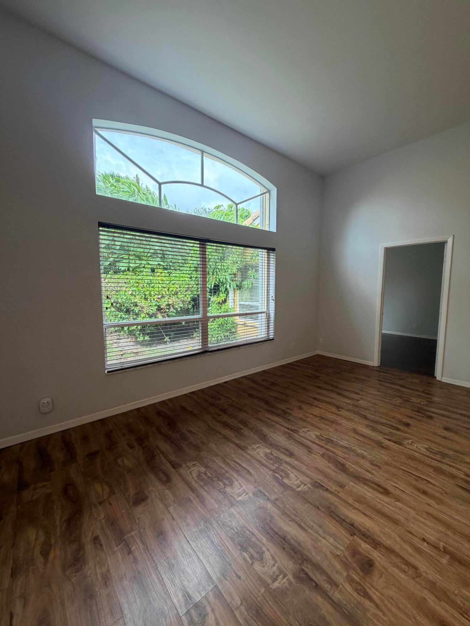 10174 PLUM Street — photo 7