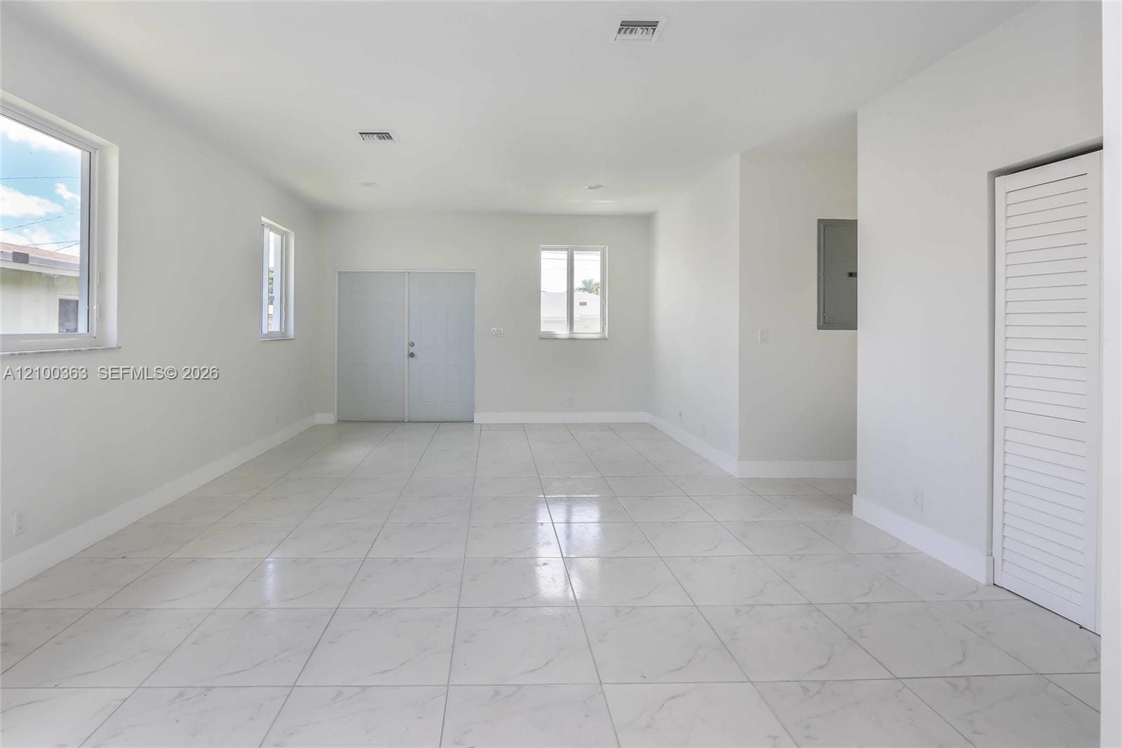806 NW 5th Avenue, Hallandale Beach, FL 33009 photo 4