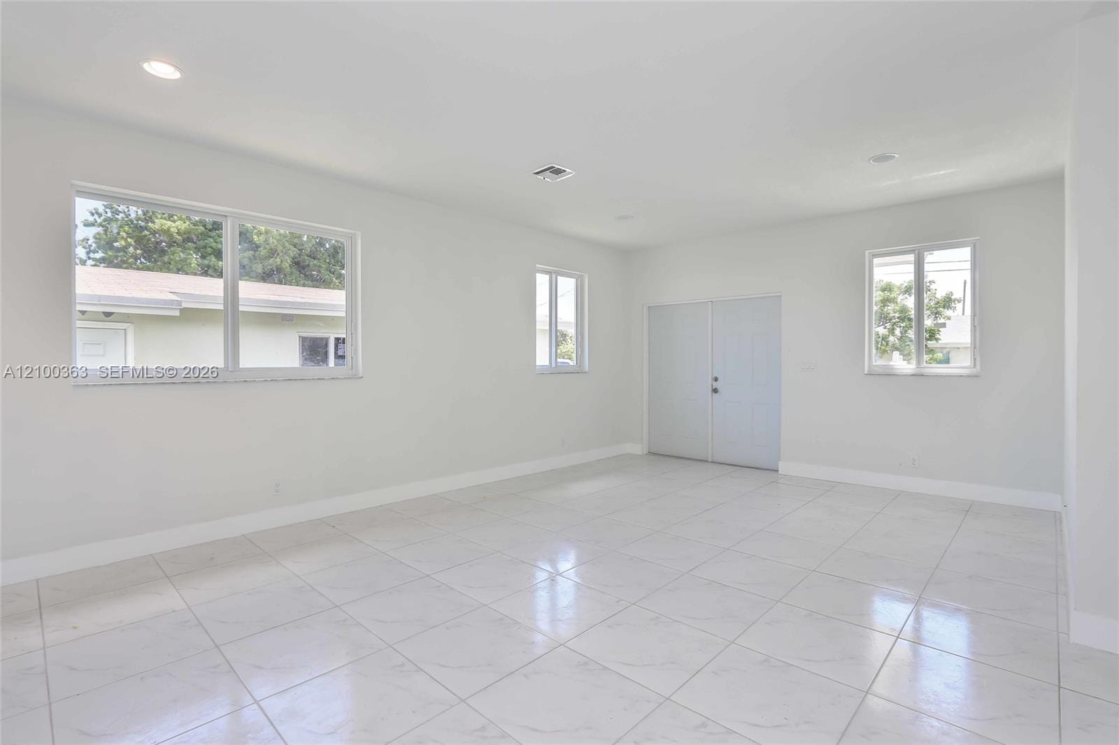 806 NW 5th Avenue, Hallandale Beach, FL 33009 photo 7