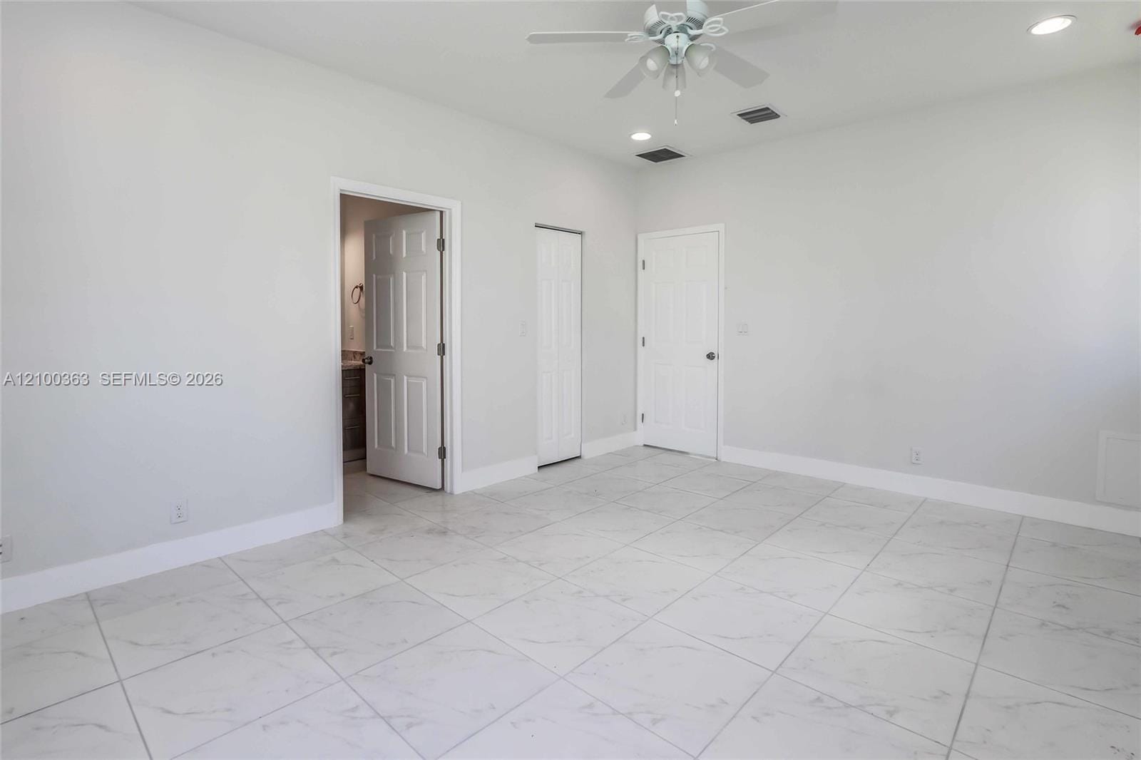 806 NW 5th Avenue, Hallandale Beach, FL 33009 photo 9