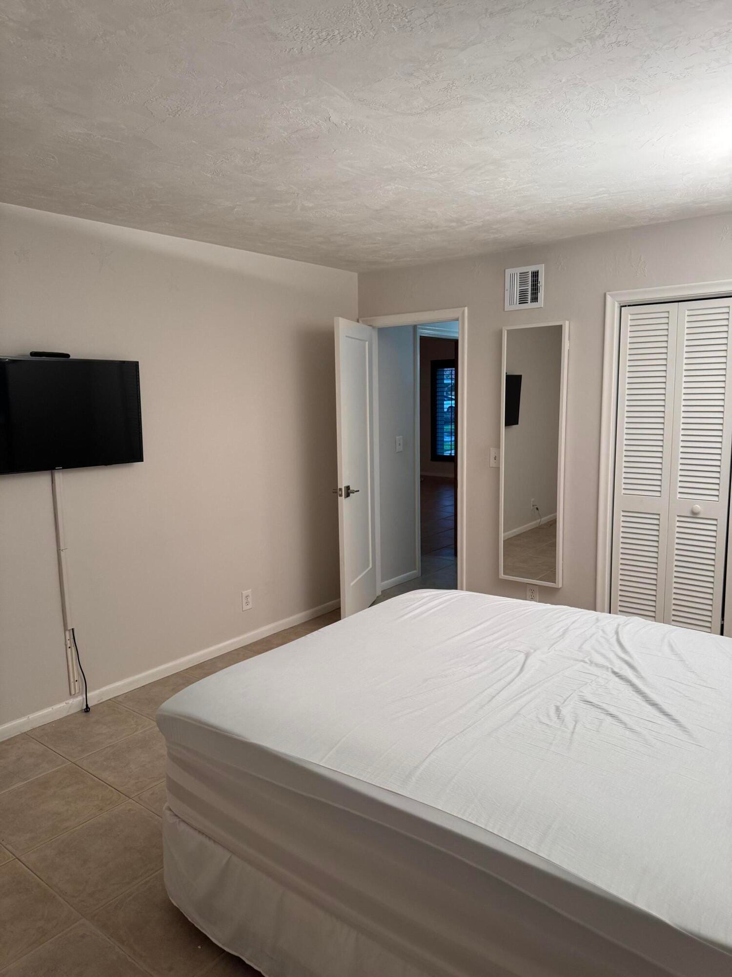 355 SE 7TH Street, Dania Beach, FL 33004 photo 15