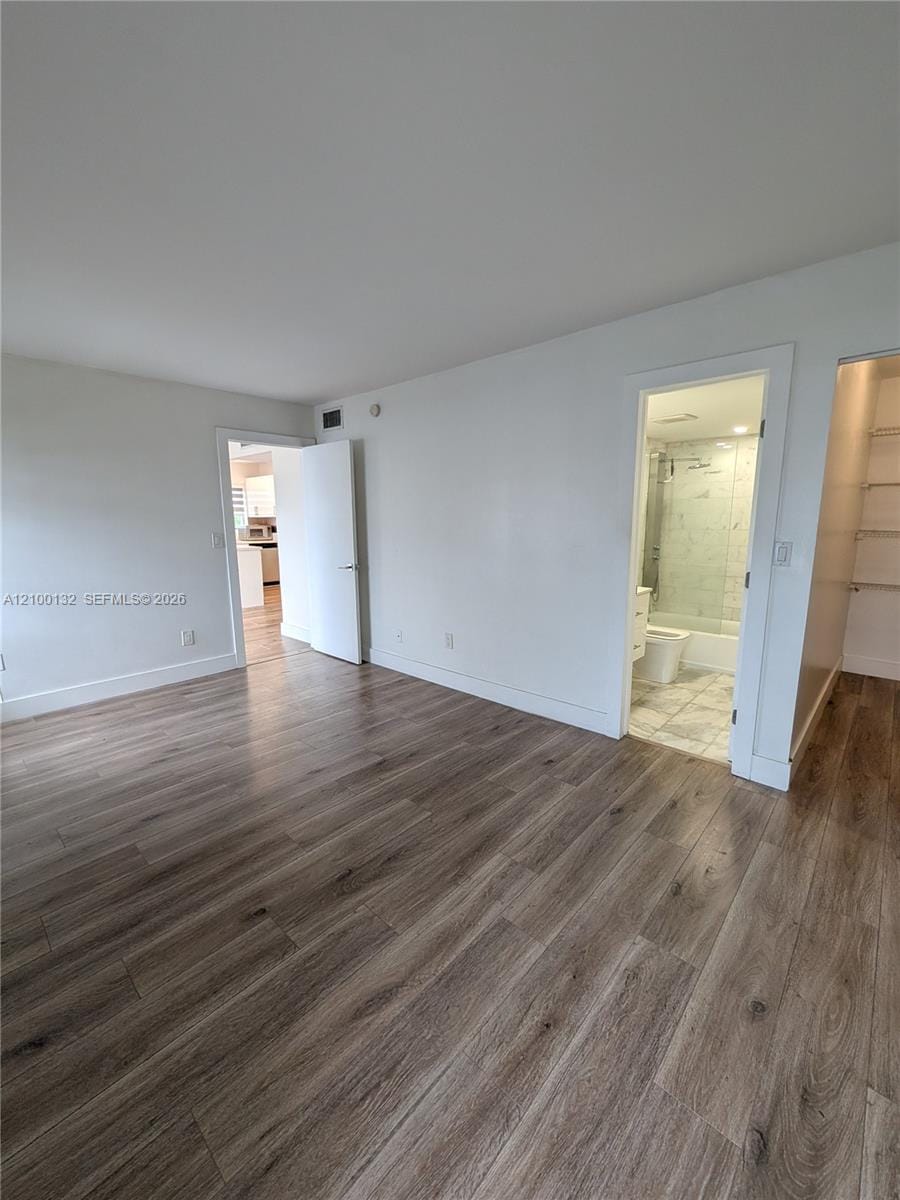 3868 NE 169th Street 408 — photo 8