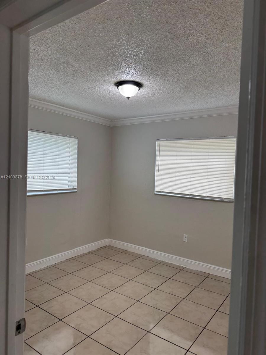 16118 NE 21st Avenue 1, North Miami Beach, FL 33162 photo 2