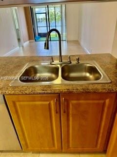 112 Lake Emerald Drive 109 — photo 6