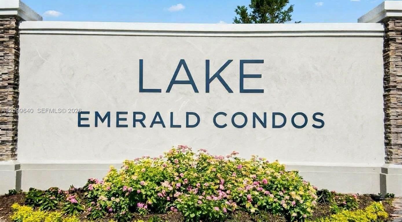 112 Lake Emerald Drive 109, Oakland Park, FL 33309