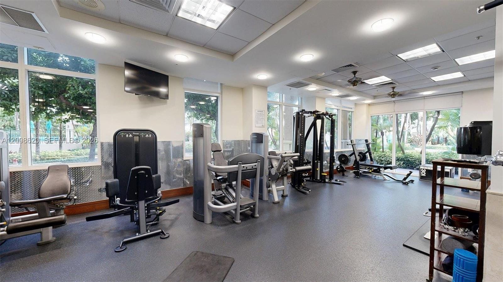 19501 W Country Club Drive 2505, Aventura, FL 33180 photo 23